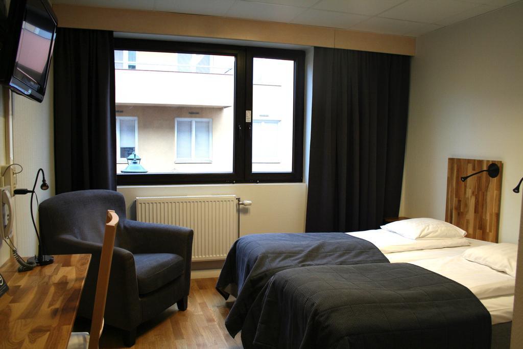 Home Hotel Bristol Arvika Δωμάτιο φωτογραφία